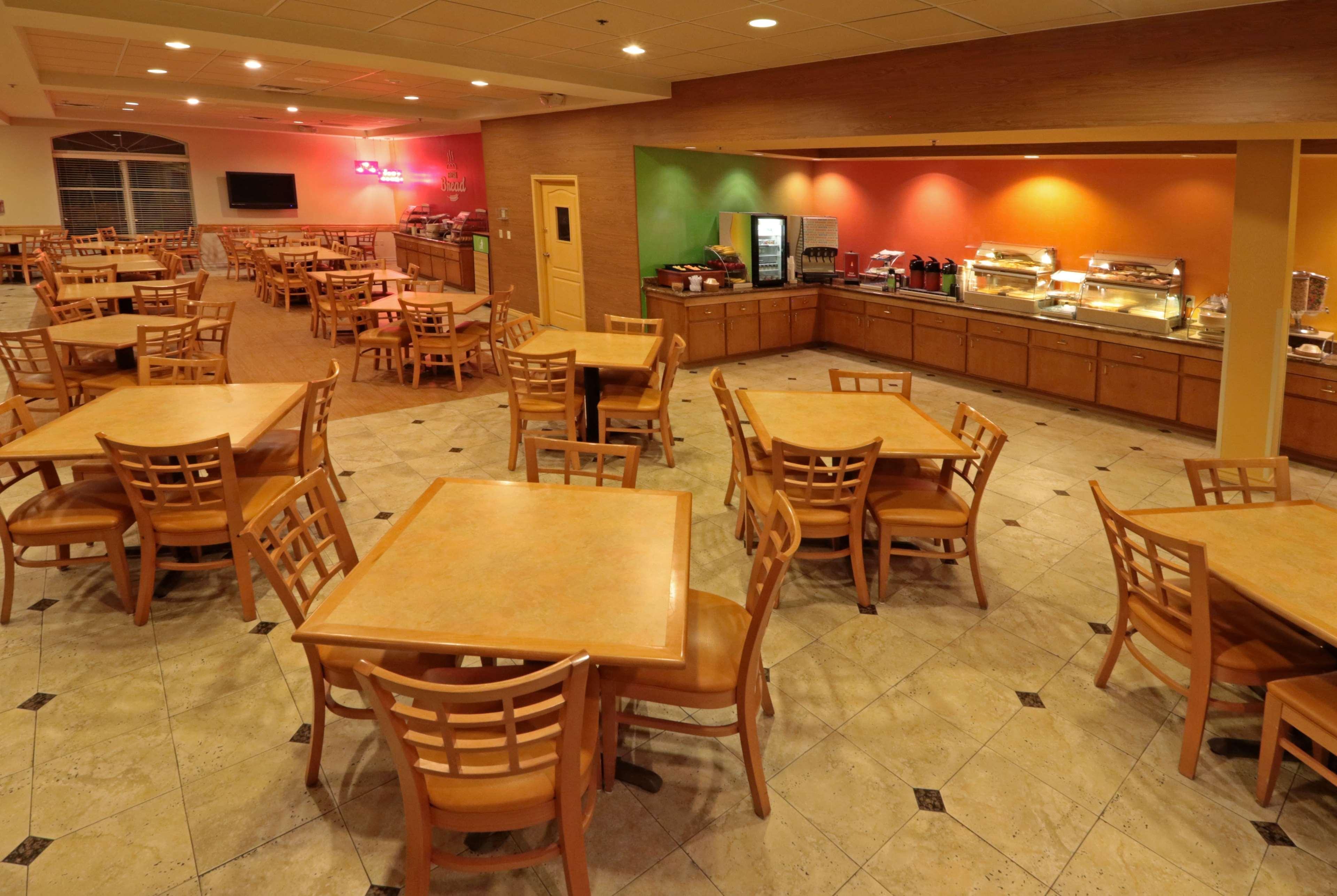 Wyndham Garden McAllen at La Plaza Mall Exterior foto